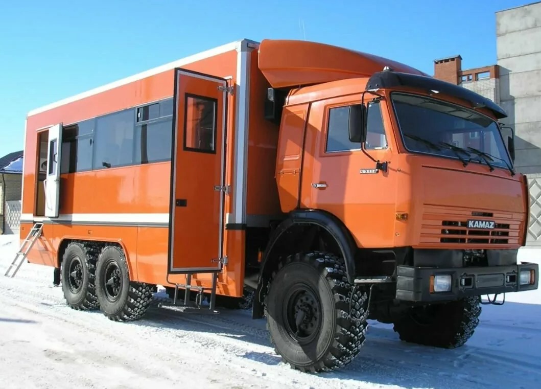 Фургон строительный (вахтовка) - функции и организация рабочего быта