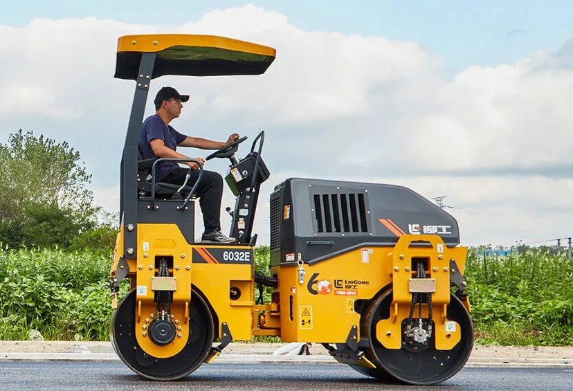 Каток комбинированный - сочетание эффективности и мощности